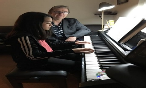 Free lesson for piano teacher