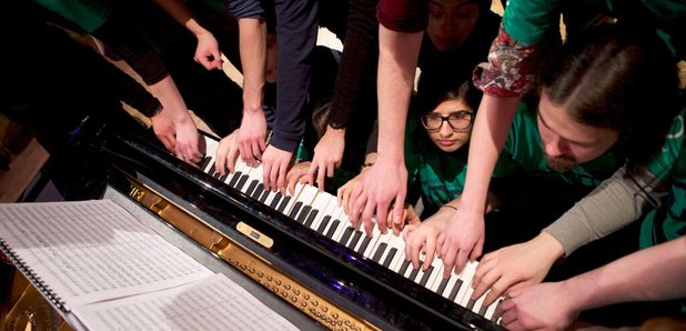 multiple piano hands