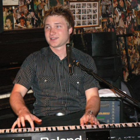 Can I gig at 16?